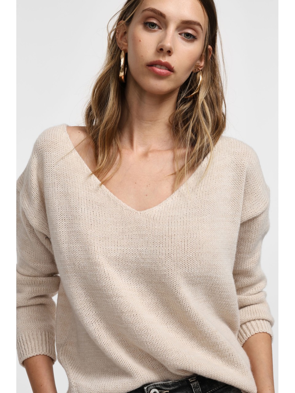 Please Pull asymetrique a col en V 2