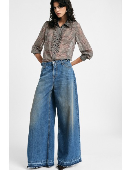 Jean large Please femme taille haute porté – vue de face